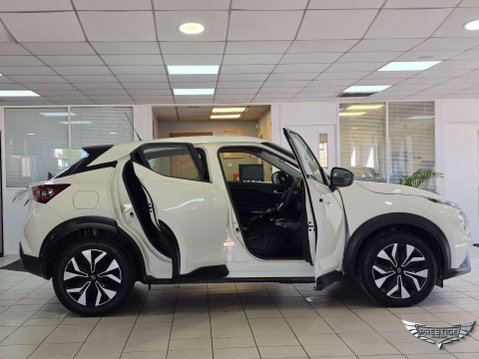 Nissan Juke 1.0 DIG-T Acenta Euro 6 (s/s) 5dr 39