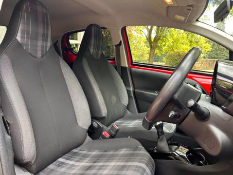 Peugeot 108 ALLURE 7