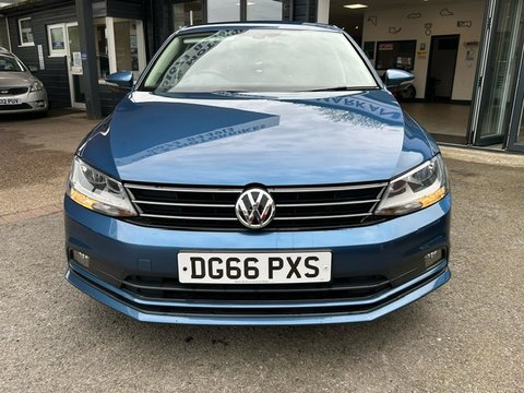 Volkswagen Jetta GT TDI BLUEMOTION TECHNOLOGY 8