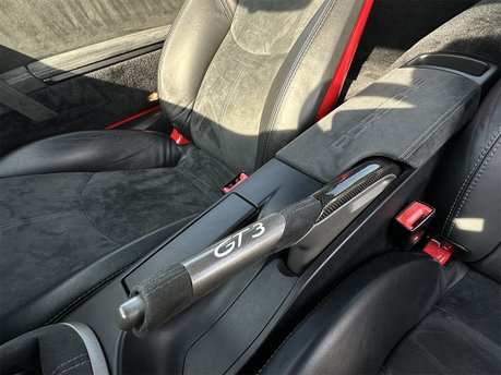 Porsche 911 GT3 63