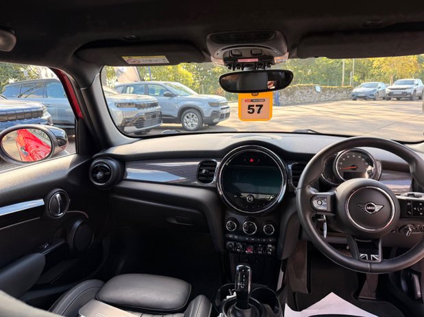 Mini Hatch COOPER EXCLUSIVE 15