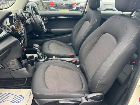 Mini Hatch 1.5 Cooper Auto Euro 6 (s/s) 3dr 24