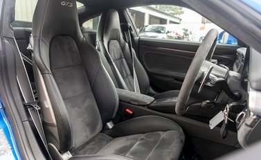 Porsche 911 (991) Carrera GTS 12