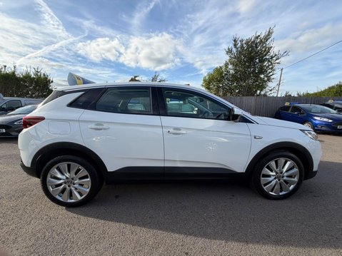 Vauxhall Grandland X 1.2 Turbo Elite Nav Premium Euro 6 (s/s) 5dr 6