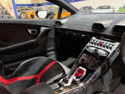 Lamborghini Huracan 5.2 V10 LP 640-4 Performante Coupe 2dr Petrol LDF 4WD Euro 6 (s/s) (640 ps) 44