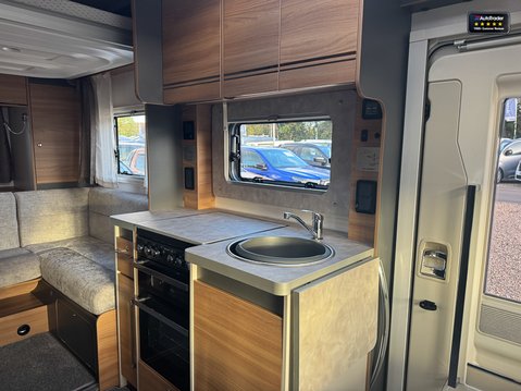 Bailey Adamo 75-4DL 6 Berth|4 Belt|Rear Lounge|Bathroom|Kitchen 14
