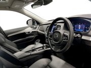 Volvo XC90 2.0 B5 MHEV Plus SUV 5dr Diesel Hybrid Auto 4WD Euro 6 (s/s) (235 ps) Crui 12