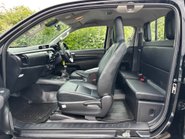 Toyota Hilux Active ECB 4WD D-4D Pickup 14