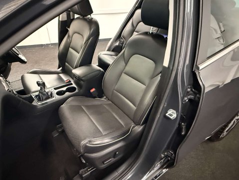 Kia Sportage 1.6 Sportage 4 ISG 5dr 64