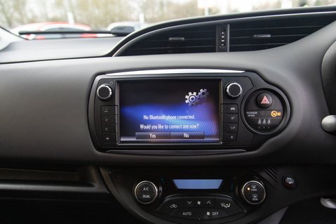 Toyota Yaris VVT-I DESIGN M-DRIVE S TSS 25