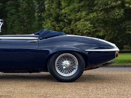 Jaguar E-Type Series 3 OTS Roadster 11