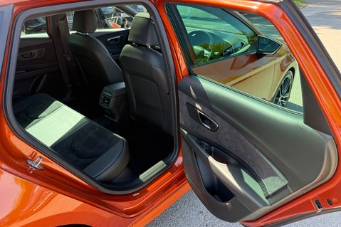 SEAT Leon TSI CUPRA DSG 33