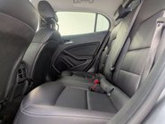 Mercedes-Benz GLA 1.6 GLA 200 Sport 5dr 42