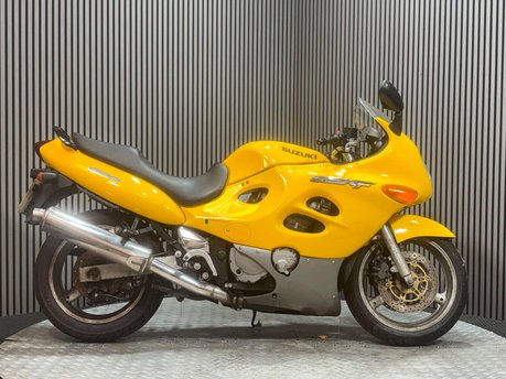 Suzuki GSX 1999 ALL COMPLETE 39K SPARES OR REPAIR PROJECT 600CC