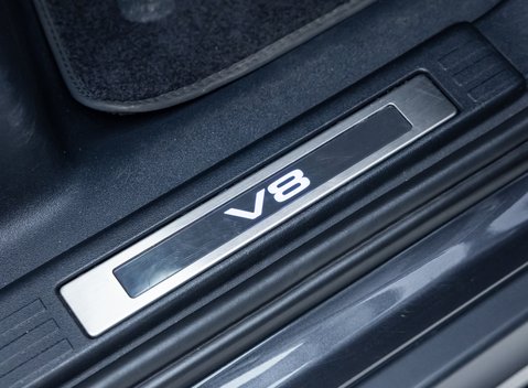 Land Rover Defender 110 V8 CARPATHIAN EDITION 30