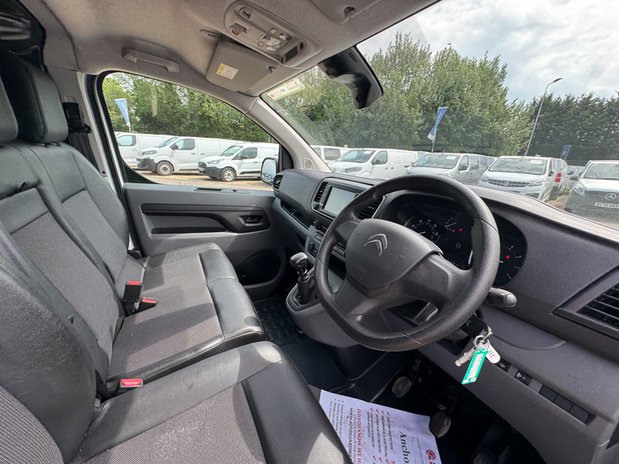Citroen Dispatch XLWB 2.0Hdi L3H1 Low Roof Enterprise XL Air Con Nav Sensors EURO 6 15