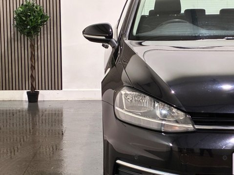 Volkswagen Golf 1.0 TSI BlueMotion Tech SE Nav Euro 6 (s/s) 5dr 46