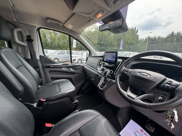 Ford Transit Custom Crew Cab AUTO SWB L1H1 Sport 320 Air Con SELECT 19