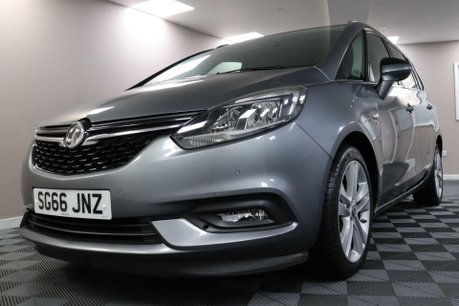 Vauxhall Zafira SRI 28