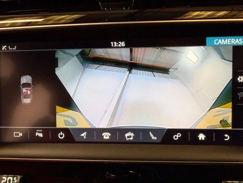 Jaguar F-Pace 2.0 F-Pace R-Sport D Auto 5dr 30