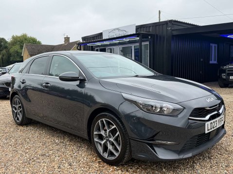 2023 KIA Ceed