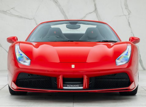 Ferrari 488 SPIDER 7