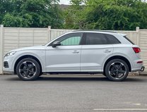 Audi Q5 2.0 TDI 40 Black Edition SUV 5dr Diesel S Tronic quattro Euro 6 (s/s) (190 7