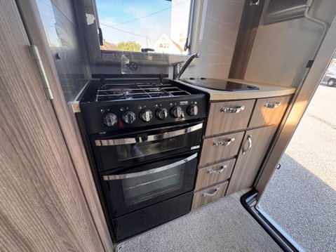 Autosleeper Bourton 24