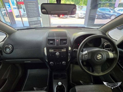 Suzuki SX4 1.6 SZ5 4Grip Euro 5 5dr 31