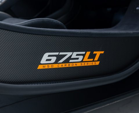 McLaren 675LT Spider MSO Carbon Series 