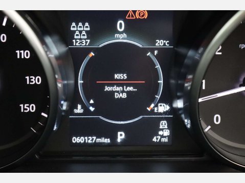 Land Rover Discovery 3.0 Discovery Anniversary Edition SDV6 Auto 4WD 5dr 46
