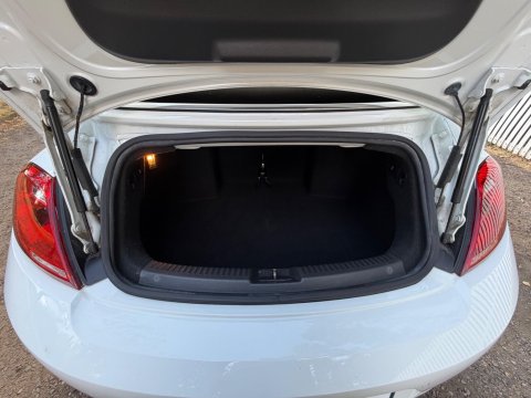 Volkswagen Beetle SPORT TDI BLUEMOTION TECHNOLOGY DSG 49
