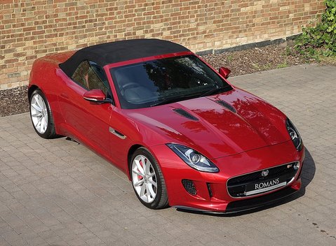 Jaguar F-Type V6 S Convertible 3