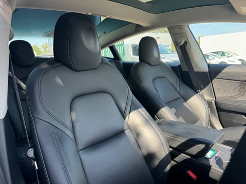 Tesla Model 3 Standard Range Plus Saloon 4dr Electric Auto RWD (241 bhp) 12