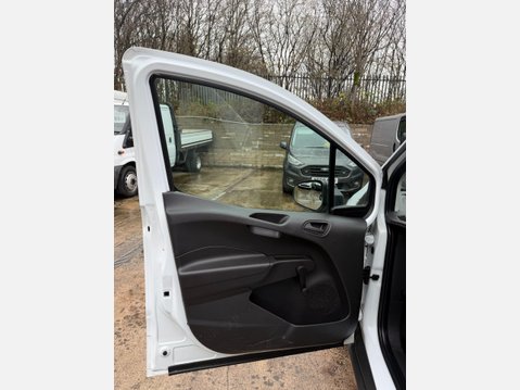 Ford Transit Courier 1.5 TDCi Panel Van 5dr Diesel Manual L1 Euro 6 (s/s) (SLD) (75 ps) 38