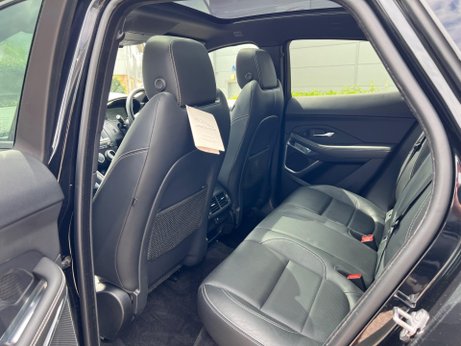 Jaguar E-Pace 2.0 D180 R-Dynamic HSE Auto AWD Euro 6 (s/s) 5dr 35