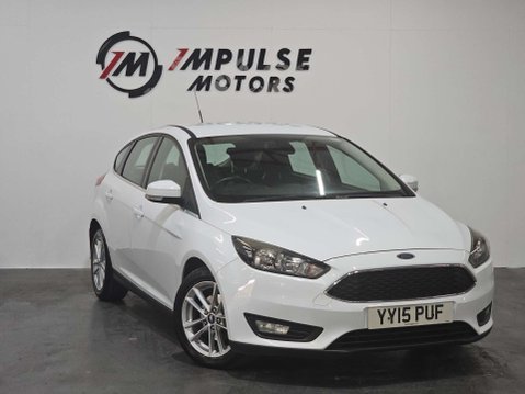 Ford Focus 1.0 Focus Zetec 5dr 1