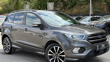 Ford Kuga ST-LINE AUTOMATIC -ONE OWNER- FORD SERVICE HISTORY - APPLE CARPLAY 