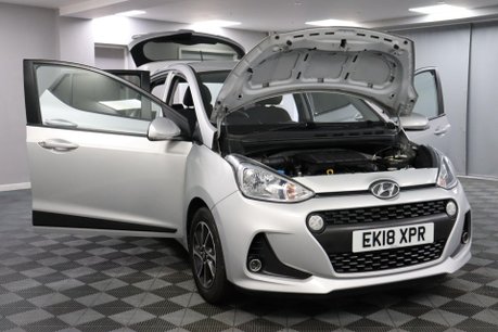 Hyundai i10 PREMIUM 15
