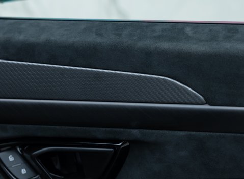 Lamborghini Urus PERFORMANTE 31