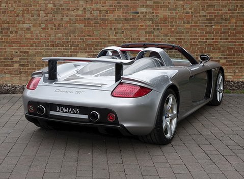 Porsche Carrera GT 37