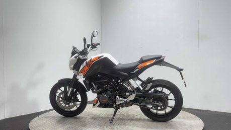 KTM Duke 2016 9K MOT JUNE 2027 200CC NAKED BIKE 5