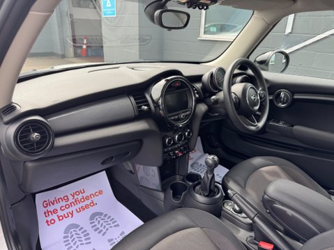 Mini Hatch COOPER CLASSIC 48
