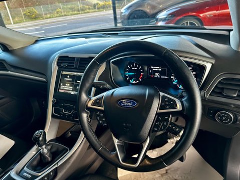 Ford Mondeo 2.0 TDCi Zetec Euro 6 (s/s) 5dr 33