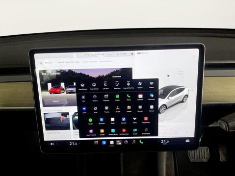 Tesla Model Y (Dual Motor) Long Range SUV 5dr Electric Auto 4WDE (384 bhp) 17