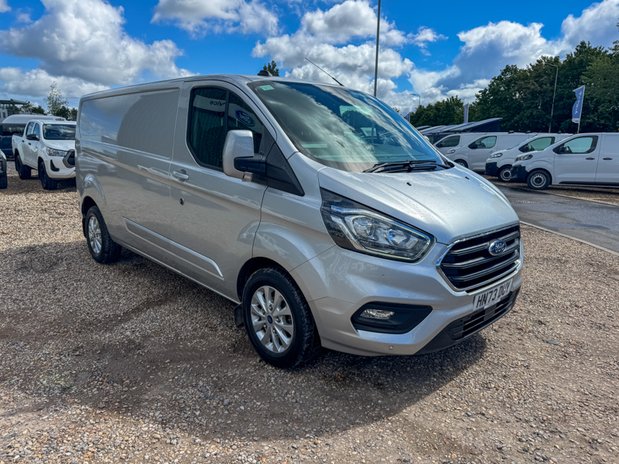 Ford Transit Custom LWB L2H1 [SOLD MM] Low Roof Limited 300 Air Con Alloys Sensors EURO 6 4
