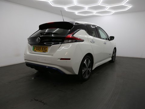 Nissan LEAF 40kWh N-Connecta Auto 5dr 5