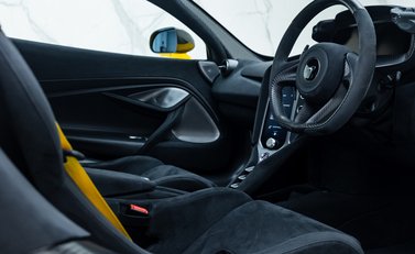 McLaren 750S 13