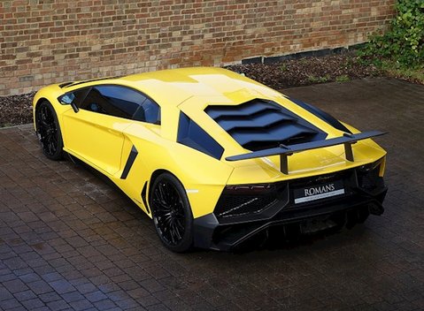 Lamborghini Aventador SV LP750-4 15
