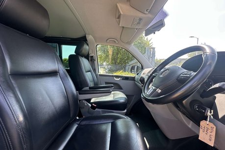 Volkswagen Transporter 2.0 TDI T30 Startline Kombi 4dr Diesel Manual L1 H1 (198 g/km, 138.08 bhp) 13